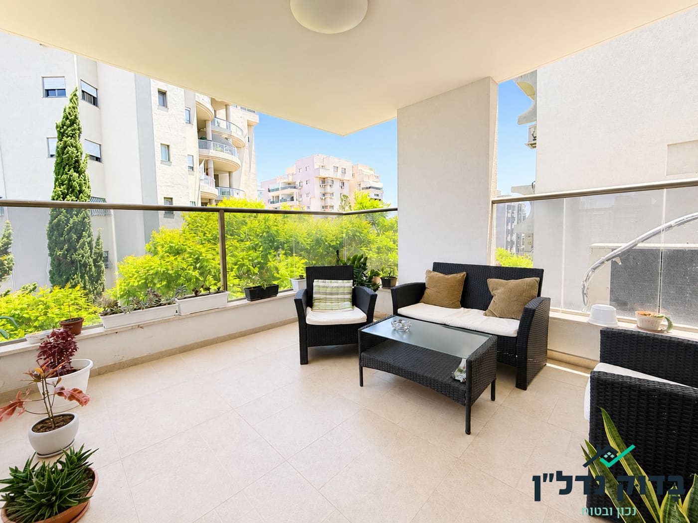 דוד צדוק 6 - 4 חדרים עם מרפסת גדולה - תמונה 3