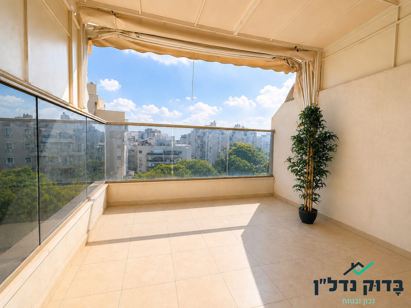 רבינוביץ 37 - 4 חדרים בקומה 6 עם חניה 16 מ״ר בטאבו - תמונה 1